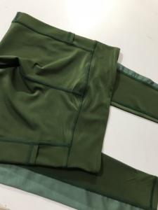 Leggings Deportivos Personalizados para Mujer, Leggings de Gimnasio de Alta Calidad con Cintura Elástica, Ecológicos y Antibacterianos - Product Image 4