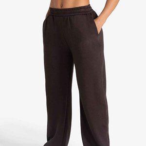Pantalon de jogging décontracté streetwear personnalisé pour femme, coupe large, avec cordon de serrage, en molleton de coton, pour l'extérieur - Product Image 1