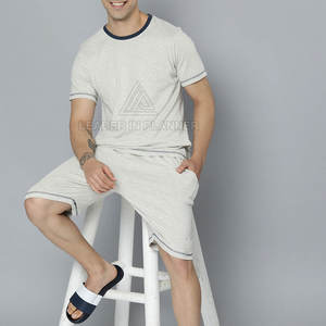 ชุดเซ็ตเสื้อผ้ากีฬาผู้ชายสีพื้นสำหรับฤดูร้อน ชุดเซ็ตเสื้อผ้ากีฬาผู้ชายขายส่ง ชุดเซ็ตเสื้อผ้ากีฬาผู้ชายระบายอากาศสำหรับฤดูร้อน - Product Image 4