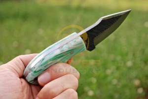 Cuchillo de Caza Hecho a Mano en Oferta, Hoja de Acero D2 – Mango de Resina Personalizado, Cuchillo de Supervivencia para Campismo al Aire Libre - Product Image 2