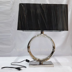 Lampes de bureau au design artistique moderne et élégant, faites à la main pour les chambres et les salons, avec ampoule LED pour l'étude - Product Image 4