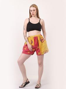 Lot en gros de shorts unisexe faits main en coton Kantha vintage, taille mi-haute, avec cordon de serrage, respirants, séchage rapide, confortables, style indien, pour la détente et le yoga - Product Image 1