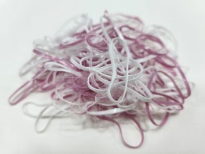 Bandes élastiques pour cheveux en TPU, fabriquées en Corée, unisexes, personnalisées OEM ODM, dans une bouteille en plastique, non toxiques, élastiques, certifiées OEKO-TEX - Product Image 2