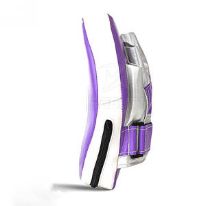 Protège-poignets en cuir confortables pour l'entraînement de boxe avec évacuation de l'humidité, poids équilibré, coussin doux et rembourrage épais - Product Image 4