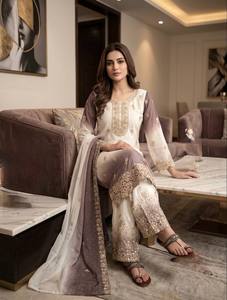 Salwar Kameez pakistanais bicolore avec pantalon Plazzo et dupatta blanc et violet brodé, tenue de mariage traditionnelle pour femmes - Product Image 2