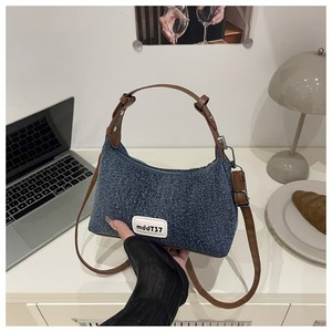 Sac à bandoulière en jean de créateur, style dumpling, polyvalent et tendance, pour femme, vente en gros d'usine - Product Image 5