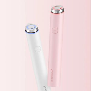 เครื่องนวดหน้า AGE R BOOSTER PRO ยกกระชับผิวหน้า นวัตกรรมความงาม ปรับสภาพผิว ลดเลือนริ้วรอย เซรั่มฟื้นฟูผิว อุปกรณ์เสริมความงาม - Product Image 6