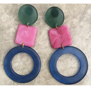 Black <b>Resin</b> and Brass Metal Strip Design Handmade Modern High Decoration Fashionable Woman Party Wear Earrings with Low Price - Product Image 6