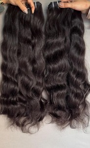 Extensiones de cabello humano Remy con clip, las más vendidas, naturales para mujeres, cabello suave y hermoso, disponibles a un precio razonable. - Product Image 3