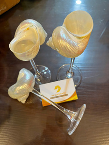 แก้วไวน์รูปทรงเปลือกหอยสีน้ำเงิน ดีไซน์ใหม่ 2026 แก้วน้ำผลไม้ สำหรับงานขึ้นบ้านใหม่ สวยหรู ราคาส่งที่ดีที่สุด - Product Image 4