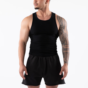 เสื้อกล้ามผู้ชายคอกลมลำลองถักแขนกุดระบายอากาศสีดำ - Product Image 4