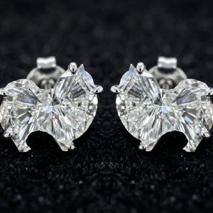 Diamant de laboratoire HPHT CVD de haute qualité Stonewels, forme chien Pomeranian, couleur DEF, pureté VVS VS1, pierre non montée pour bijoux fins - Product Image 3