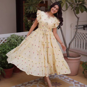 ชุดคุर्ติปักลายผ้าฝ้ายพร้อมแขนเสื้อแต่งระบายที่ไหล่ เสื้อผ้าอินเดียสำหรับผู้หญิงที่ดูสง่างาม - Product Image 1