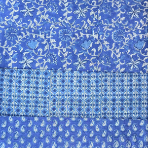 Tissu en coton imprimé à la main de qualité export, motifs floraux, pour la confection de vêtements et de parures de lit, provenant d'Inde. - Product Image 1