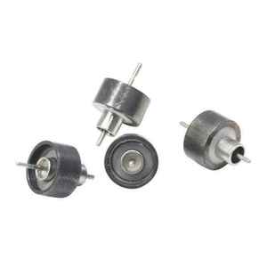 Conector Coaxial RF Resistente a Altas Temperaturas, Sellado con Vidrio, con Clasificación de Corriente de 5A para Aplicaciones de Energía - Product Image 1