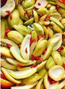 Mango encurtido con chile en rodajas, producto vietnamita estándar para exportación, OEM, envío global, buen precio, venta al por mayor y al por menor - Product Image 2