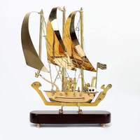 Sculpture artisanale en laiton de bateau à voile, figurine métallique traditionnelle, décoration de table pour salon