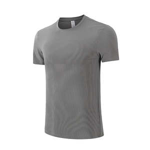 Camiseta Deportiva Gris de Cuello Redondo para Hombre, Corte Ajustado, 100% Algodón Peinado, Manga Corta, para Gimnasio, Entrenamiento, Fitness y Rendimiento - Product Image 1