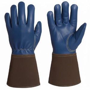 Guantes de soldadura de alta calidad, resistentes al calor, de cuero, con agarre flexible y costuras fuertes para un rendimiento duradero. - Product Image 2