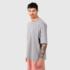 Camiseta de Algodón Gris Extra Grande para Hombre, Cuello Redondo, Manga Corta, Color Sólido, Estilo Casual - Product Image 3