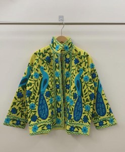 Veste en velours brodée à la main de style vintage Suzani, broderie paon, manteau bohème, vêtement d'extérieur artisanal indien, blazer d'hiver - Product Image 2