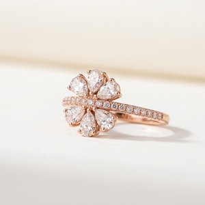 Anillo de Diamantes Cultivados en Laboratorio con Corte de Pera y Racimo Floral, Oro Rosa de 14k, Banda Pavé Chapada en Oro, Anillo Minimalista de Diamantes para Mujer, 4.5g, Uso Diario - Product Image 1