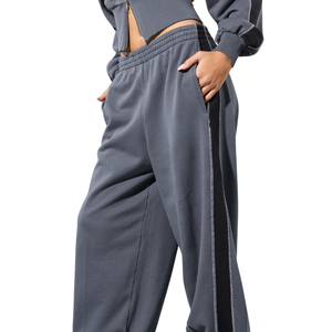 Ensemble de survêtement en polaire pour femme, veste courte zippée à col montant et pantalon large, coupe décontractée, tenue décontractée d'hiver en deux pièces - Product Image 6