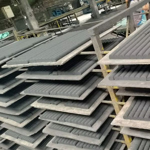 Charbon à chicha en briquettes de noix de coco de qualité supérieure, longue durée de combustion, sans odeur, prêt à l'exportation par Merades d'Indonésie au Canada - Product Image 1