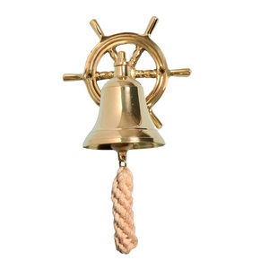 Campana de Puerta Colgante de Latón Antiguo, Campana de Pared Náutica con Diseño de Timón de Barco para Decoración de Entrada de Casa o Jardín - Product Image 1