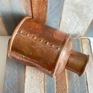 Frasco grande de cobre y latón Vintage, botella, escultura decorativa, para el hogar Decoración rústica, de SANIYA HANDICRAFT - Product Image 1