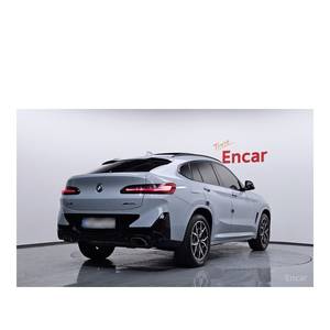 BMW X4 XDrive20i M Sport 2023 con Caja de Cambios Automática, Volante a la Izquierda, Cámara Trasera, Techo Panorámico, Asientos Eléctricos, 77,001 km - Product Image 2