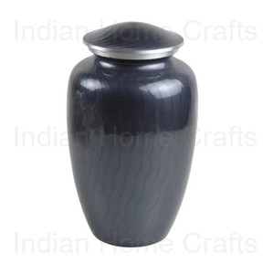 Urna Funeraria de Latón Negro para Cenizas, Ataúd Metálico con Capacidad de 200 Pulgadas Cúbicas, Duradero para Servicios Funerarios - Artesanía India - Product Image 4