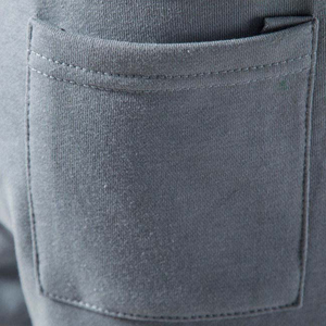 Pantalones cortos para hombre, frescos e informales, con cintura elástica, pantalones cortos de verano para hombre con bolsillos con cremallera, pantalones cortos para hombre prácticos y elegantes - Product Image 3