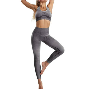Ensemble de yoga pour femmes de haute qualité, vêtements de fitness, faible MOQ, 2 pièces, logo personnalisé, prix raisonnable disponible, ensembles de yoga - Product Image 1