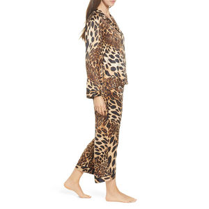 Nuevo Conjunto de Pijama Elegante de Seda/Algodón Satinado Térmico de Alta Calidad Personalizado para Mujer con Logotipo Frontal - Product Image 3