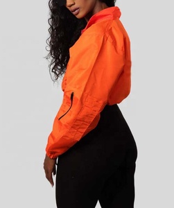 Nouvelle veste coupe-vent pour femme, style tendance, logo personnalisé, fermeture éclair en nylon, coupe ample, légère, pour l'extérieur - Product Image 6