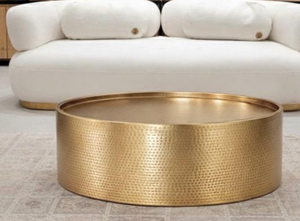 Nouvelle table basse ronde en aluminium martelé, design luxueux et fait main, pour salon, chambre et bureau. - Product Image 2