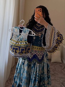 Robe longue ethnique indienne pakistanaise pour femmes, col en V, manches longues, broderie florale, coton, coupe ample, pour mariage, Eid - Product Image 3