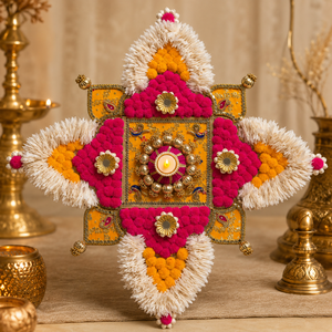Décoration artisanale Diwali Rangoli avec fleurs pompon, travail miroir et support pour Diya pour la décoration de la maison en période des fêtes - Product Image 2