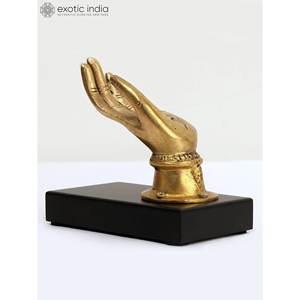 Sculpture de déesse en laiton de 4 pouces faite à la main sur support en bois pour la maison et les cadeaux Fabriqué en Inde - Product Image 4