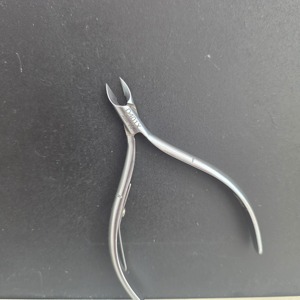 Proveedor Mayorista de Herramientas de Manicura Portátiles de Lujo con Logotipo Personalizado OEM ODM, Cuchilla Recta Afilada con Abertura de Mandíbula Ancha, Calidad de Exportación - Product Image 4