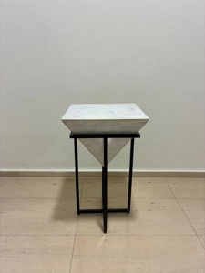Muebles de Salón de Diseño Minimalista, Mesa de Centro Moderna con Tapa de Mármol y Base de Hierro Negro - Product Image 6