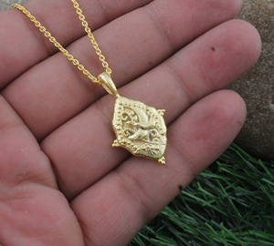 Collar chapado en oro vintage de lujo para mujer, acabado en oro antiguo, estilo victoriano, joyería al por mayor. - Product Image 3