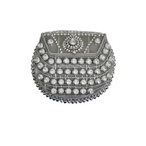 ดีไซน์สะดุดตา โดดเด่น น้ำหนักเบา ทนทานสูง กระเป๋าคลัทช์โลหะประดับลูกปัดสำหรับผู้หญิง ซับในผ้าไหม ความจุ 1-1.9 ลิตร ปรับแต่งได้ตามต้องการ - Product Image 1