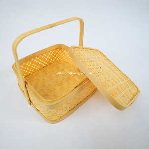Cesta de bambú tejida a mano, forma cuadrada, con asa, caja de almacenamiento artesanal natural para decoración del hogar - Product Image 5
