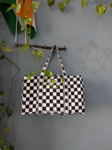 Bolsa de Viaje Ecológica, Ligera, de Gran Capacidad, Acolchada, de Pana, con Diseño de Conchas, Plegable, con Cierre de Cremallera, para la Playa - Product Image 1