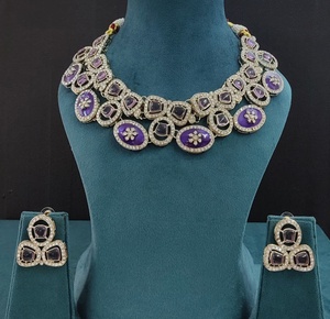 Collar de Calidad Premium con Hermosos Pendientes, Diseño Único, Conjunto de Collar Tradicional Indio, Joyería Elegante y Clásica - Product Image 4