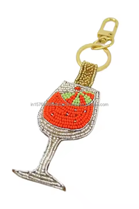 Porte-clés Pomme Rouge Mignonne Perlée Faite à la Main, Breloque de Sac en Perles de Fruits Smiley, Cadeau pour Enseignant, Vente en Gros, Fermoir Argenté - Product Image 3
