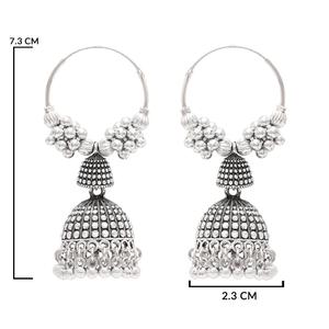 Boucles d'oreilles pendantes bohèmes afghanes en argent oxydé avec perle - Product Image 1
