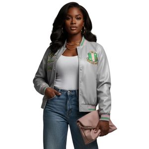 Chaqueta Bomber Plateada Satinada Unisex con Ribete Rosa y Verde, Bordado Chenille con Letras Griegas, Estilo Universitario Premium, Transpirable y Acabada - Product Image 6